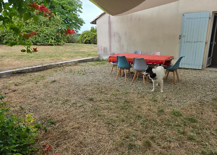 Le Patio Des Charentes Casa vacanze Sainte-Lheurine